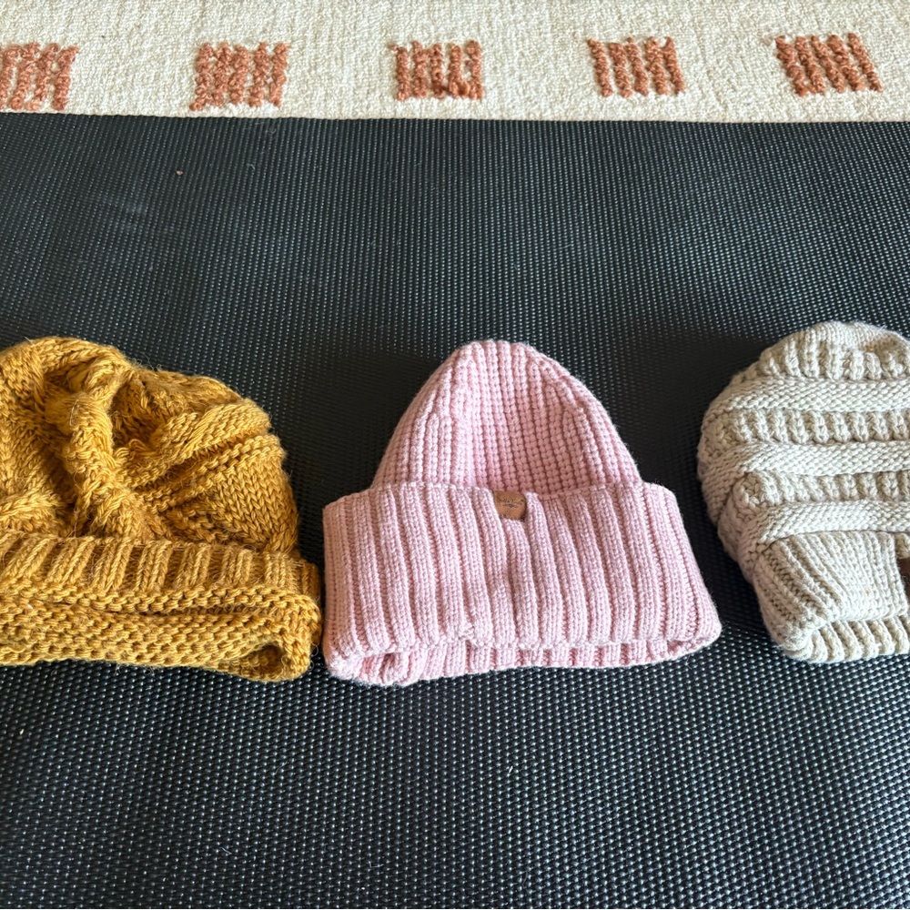 Chunky cable beanie hats. Winter hats. Bundle of 5